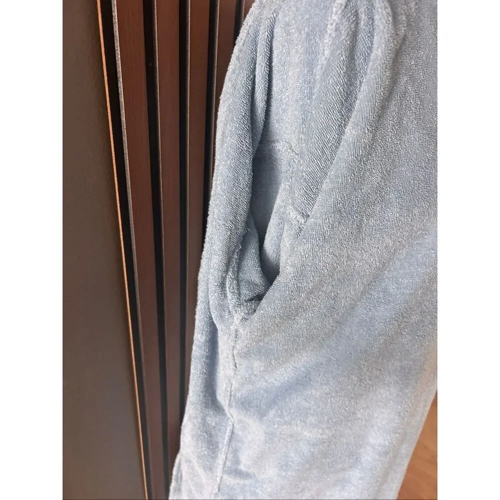 Turkish linen bat robe size large hundred percent Turkish cotton made in Turkey
